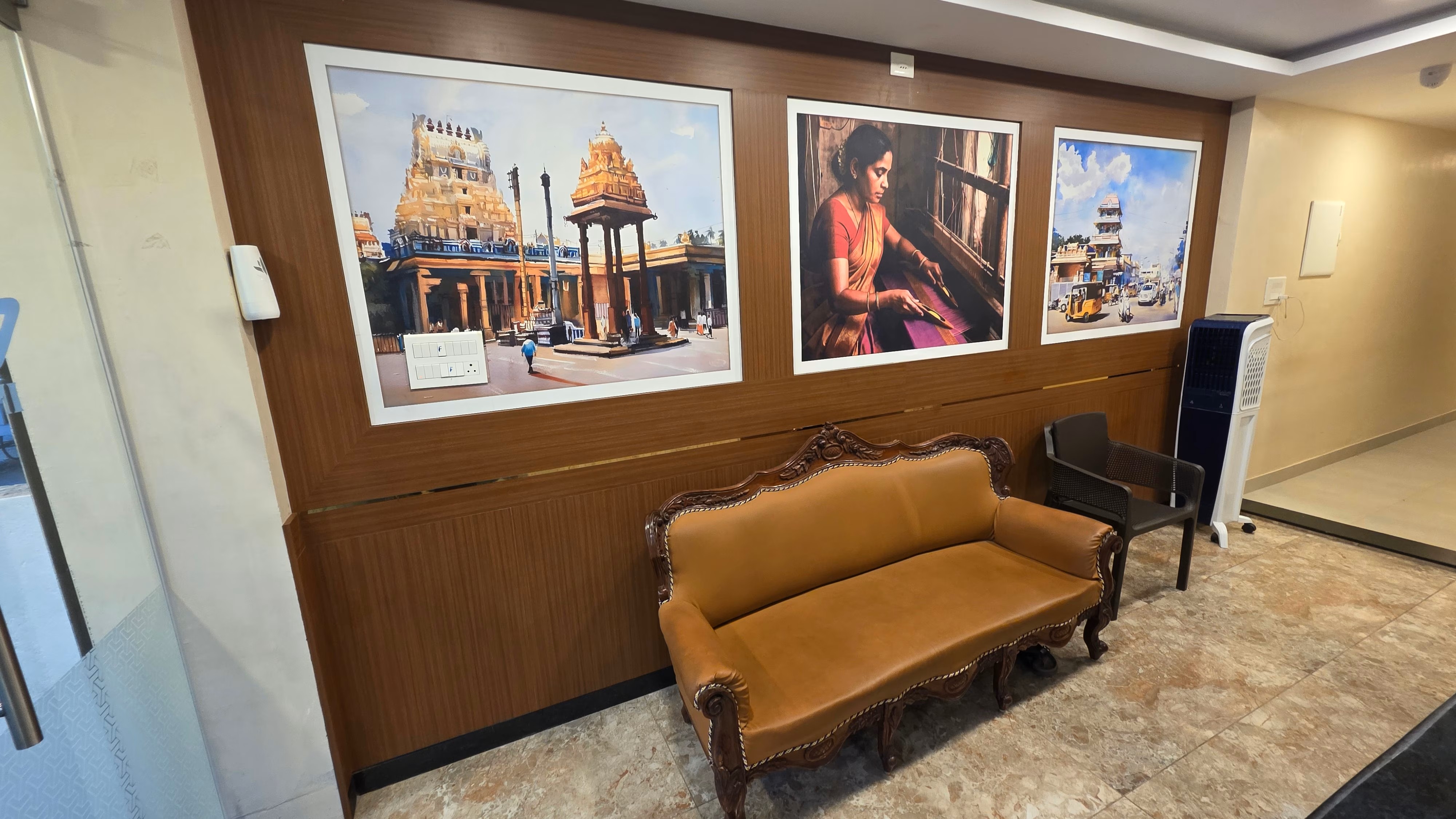 Sri Selvaas Inn Exterior